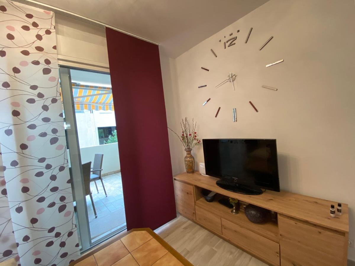 Appartamento Priko Cetine Omiš Esterno foto